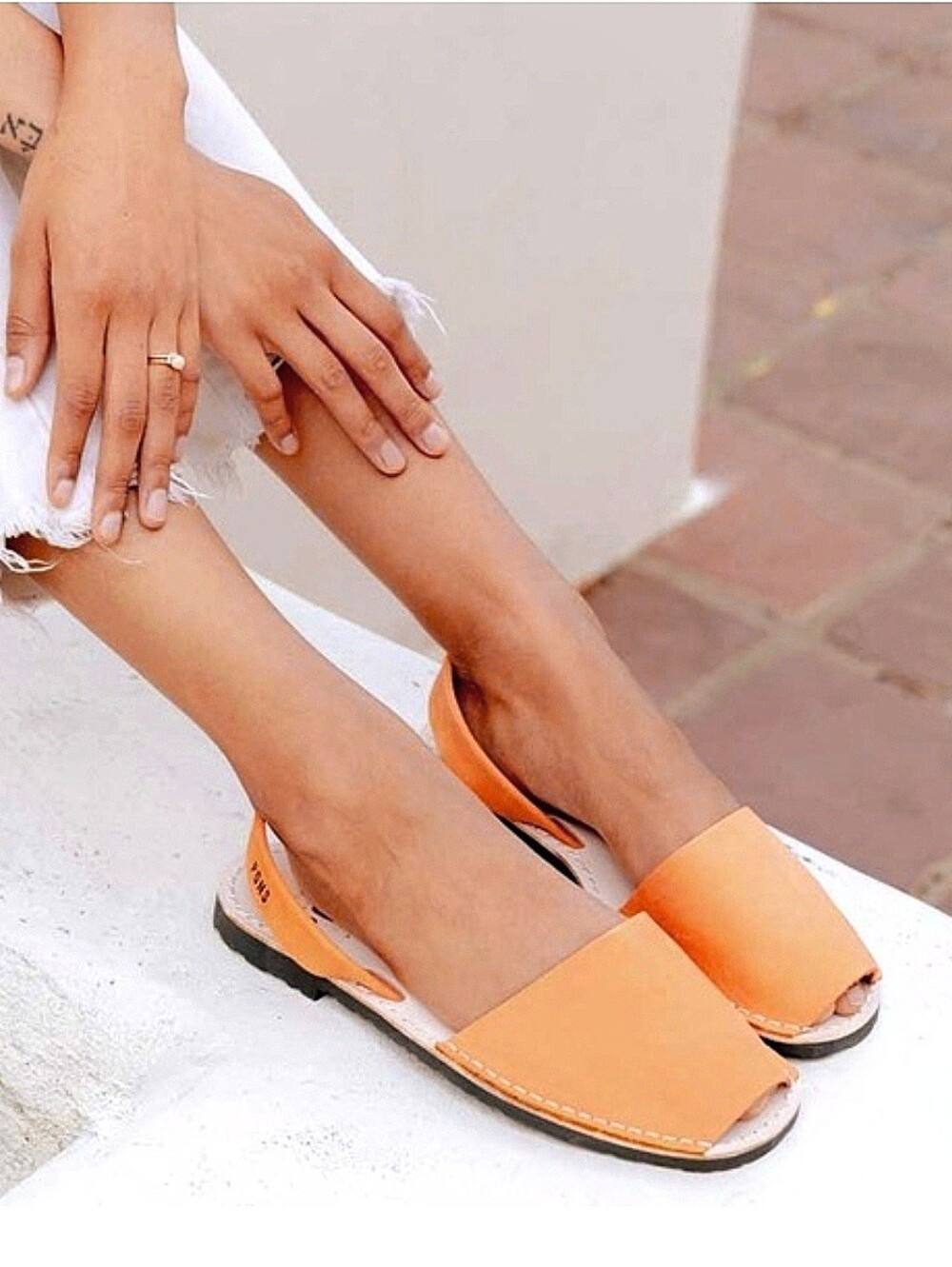 PONS Avarcas Classic Sandals US 9 Peach Nubuck Slingback Peep-Toe Flats
